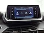 Peugeot 2008 1.2 PureTech Allure | Apple Car Play / Android Auto | Parkeer camera | Verwarmbare stoelen | Climate Control | Cruise Control
