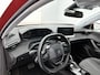 Peugeot 2008 1.2 PureTech Allure | Apple Car Play / Android Auto | Parkeer camera | Verwarmbare stoelen | Climate Control | Cruise Control