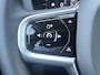 Volvo XC60 2.0 T8 455 Pk AWD Ultra Bright Facelift model 2026 ! Trekhaak Luchtvering Bowers Wilkins Comfortstoelen Nappa leer + Massage + Ventilatie 360 Camera Panoramadak 21 Inch Velgen Pilot Assist ACC BLIS Apple Carplay Android Au Vol Opties en in Nieuwstaat ! Long Range 1e Eigenaar BTW Auto