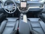 Volvo XC60 2.0 T8 455 Pk AWD Ultra Bright Facelift model 2026 ! Trekhaak Luchtvering Bowers Wilkins Comfortstoelen Nappa leer + Massage + Ventilatie 360 Camera Panoramadak 21 Inch Velgen Pilot Assist ACC BLIS Apple Carplay Android Au Vol Opties en in Nieuwstaat ! Long Range 1e Eigenaar BTW Auto