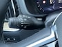 Volvo XC60 2.0 T8 455 Pk AWD Ultra Bright Facelift model 2026 ! Trekhaak Luchtvering Bowers Wilkins Comfortstoelen Nappa leer + Massage + Ventilatie 360 Camera Panoramadak 21 Inch Velgen Pilot Assist ACC BLIS Apple Carplay Android Au Vol Opties en in Nieuwstaat ! Long Range 1e Eigenaar BTW Auto