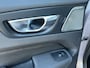 Volvo XC60 2.0 T8 455 Pk AWD Ultra Bright Facelift model 2026 ! Trekhaak Luchtvering Bowers Wilkins Comfortstoelen Nappa leer + Massage + Ventilatie 360 Camera Panoramadak 21 Inch Velgen Pilot Assist ACC BLIS Apple Carplay Android Au Vol Opties en in Nieuwstaat ! Long Range 1e Eigenaar BTW Auto