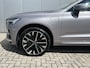 Volvo XC60 2.0 T8 455 Pk AWD Ultra Bright Facelift model 2026 ! Trekhaak Luchtvering Bowers Wilkins Comfortstoelen Nappa leer + Massage + Ventilatie 360 Camera Panoramadak 21 Inch Velgen Pilot Assist ACC BLIS Apple Carplay Android Au Vol Opties en in Nieuwstaat ! Long Range 1e Eigenaar BTW Auto