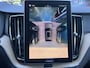 Volvo XC60 2.0 T8 455 Pk AWD Ultra Bright Facelift model 2026 ! Trekhaak Luchtvering Bowers Wilkins Comfortstoelen Nappa leer + Massage + Ventilatie 360 Camera Panoramadak 21 Inch Velgen Pilot Assist ACC BLIS Apple Carplay Android Au Vol Opties en in Nieuwstaat ! Long Range 1e Eigenaar BTW Auto