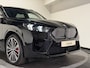 BMW IX2 eDrive20 67 kWh M Sport Edition | Panoramadak | Leder | Premiumpakket | ACC | LED adaptief | M Sport Pro