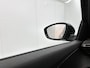 Peugeot e-2008 EV GT Avantage 54 kWh | Alcantara bekleding | Camera voor en Achter | Navigatie | 18inch Lichtmetalen velgen | Elektrisch verstelbare stoel | Stoelverwarming