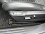 Peugeot e-2008 EV GT Avantage 54 kWh | Alcantara bekleding | Camera voor en Achter | Navigatie | 18inch Lichtmetalen velgen | Elektrisch verstelbare stoel | Stoelverwarming