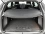 Peugeot e-2008 EV GT Avantage 54 kWh | Alcantara bekleding | Camera voor en Achter | Navigatie | 18inch Lichtmetalen velgen | Elektrisch verstelbare stoel | Stoelverwarming