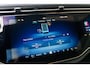 Mercedes-Benz E-klasse 300e Sport Edition | Panoramaschuifdak | Premium Plus | Rijassistentiepakket Plus | Night | Head-up display | Burmester
