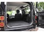 Land Rover Defender 3.0 D200 90 MHEV SE 90 Trekhaak Meridian Sound Leder