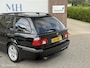 BMW 5-Serie Touring 530i M Tech Bomvol Pano Memory Zwarte hemel Trekhaak