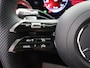 Mercedes-Benz GLB 250+ Business Solution AMG 85.5 kWh | Night | Premium Pakket | Superscreen | Panoramadak | Trekhaak | Sportstoelen | Memory |
