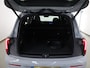 Mercedes-Benz GLB 250+ Business Solution AMG 85.5 kWh | Night | Premium Pakket | Superscreen | Panoramadak | Trekhaak | Sportstoelen | Memory |
