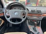 BMW 5-Serie Touring 528i Executive | Uniek exemplaar! | 1e eig. | Org. NL | Dubbel glas | Oxfordgreen | Compleet onderhoud |