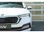 Skoda Octavia Combi 1.4 TSI 204pk iV PHEV Business Edition | SoH 89% | Stoelverwarming | Navigatie | Apple CarPlay/ Android auto | Elektrische Achterklep | Stoelmassage | Cruise Control