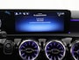 Mercedes-Benz A-klasse 250e Business Solution AMG | Panoramaschuifdak | Premium Plus | Head-up display | Dodehoekassistent |