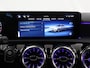 Mercedes-Benz A-klasse 250e Business Solution AMG | Panoramaschuifdak | Premium Plus | Head-up display | Dodehoekassistent |