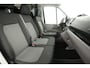 Volkswagen Crafter 2.0 TDI 140PK L3H3 | Airco | Camera | 3 Zits | Trekhaak | Carplay | Parkeersens.