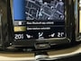 Volvo XC60 2.0 Recharge T8 AWD Inscription | Panoramadak | Elektr. trekhaak | Harman/Kardon | Camera | Stoel/stuurverwarming | Adapt. cruise