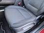 Hyundai Kona Electric EV Pure 64 kWh / SOH 100% / CCS snelladen / Stoelverwarming / Krell Audio Systeem / Apple Carplay Android Auto / Draadloze telefoon lader / Achteruitrijcamera / Keyless Entry/Start / Parkeersensoren achter / Navigatie /