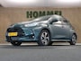 Toyota Yaris 1.5 Hybrid 115 Dynamic - ORIGINEEL NEDERLANDSE AUTO - TREKHAAK - STOEL- EN STUURVERWARMING! - PARKEERSENSOREN VOOR EN ACHTER - DRAADLOZE TELEFOONLADER