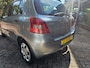 Toyota Yaris 1.3 VVTi Terra | 1E EI)GENAAR | 3/6 OF 12MND GARANTIE | ELEC PAKKET | LAGE KM STAND |