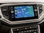 Volkswagen T-Roc 1.0 TSI Sport (APPLE CARPLAY, GROOT NAVI, CAMERA, CLIMATE, SPORTSTOELEN, GETINT GLAS, ELEK ACHTERKLEP, ADAPTIVE CRUISE, NIEUWSTAAT)