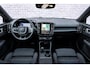 Volvo EX40 Single Motor Plus Europa 70 kWh | Adaptive Cruise Control | BLIS | Harman / Kardon | Stoelverwarming voor & achter | Stuuverwarming | Keyless | Memory | Elektrische Stoelen | Parkeercamera | 20" |