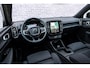 Volvo EX40 Single Motor Plus Europa 70 kWh | Adaptive Cruise Control | BLIS | Harman / Kardon | Stoelverwarming voor & achter | Stuuverwarming | Keyless | Memory | Elektrische Stoelen | Parkeercamera | 20" |
