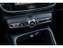 Volvo EX40 Single Motor Plus Europa 70 kWh | Adaptive Cruise Control | BLIS | Harman / Kardon | Stoelverwarming voor & achter | Stuuverwarming | Keyless | Memory | Elektrische Stoelen | Parkeercamera | 20" |