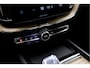 Volvo XC60 2.0 T6 Plug-in Hybrid AWD Plus Dark | Facelift | Pano | E-Trekhaak | Head-Up