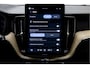 Volvo XC60 2.0 T6 Plug-in Hybrid AWD Plus Dark | Facelift | Pano | E-Trekhaak | Head-Up
