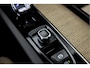 Volvo XC60 2.0 T6 Plug-in Hybrid AWD Plus Dark | Facelift | Pano | E-Trekhaak | Head-Up