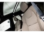 Volvo XC60 2.0 T6 Plug-in Hybrid AWD Plus Dark | Facelift | Pano | E-Trekhaak | Head-Up