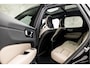 Volvo XC60 2.0 T6 Plug-in Hybrid AWD Plus Dark | Facelift | Pano | E-Trekhaak | Head-Up