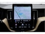Volvo XC60 2.0 T6 Plug-in Hybrid AWD Plus Dark | Facelift | Pano | E-Trekhaak | Head-Up