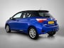 Toyota Yaris 1.5 VVT-i Bi-Tone | Navigatie| Trekhaak | Achteruitrijcamera | Airco