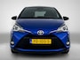 Toyota Yaris 1.5 VVT-i Bi-Tone | Navigatie| Trekhaak | Achteruitrijcamera | Airco