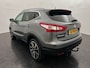 Nissan Qashqai 1.2 Tekna Automaat Leder | 1e Eigenaar | NAP | Panoramadak | 360° Camera | Trekhaak