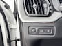 Volvo XC60 T6 Recharge R-Design | 21" | Harman Kardon | Trekhaak | Panoramadak | Elektr. verstelbare | Verwarmbare | Sportstoelen | Parkeercamera | Adaptieve Cruise | BLIS