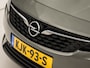 Opel Astra 1.2 Blitz Edition (APPLE CARPLAY, NAVIGATIE, STUUR/STOELVERWARMING, CLIMATE, CAMERA, SPORTSTOELEN, GETINT GLAS, ADAPTIVE CRUISE, NIEUWSTAAT)
