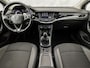 Opel Astra 1.2 Blitz Edition (APPLE CARPLAY, NAVIGATIE, STUUR/STOELVERWARMING, CLIMATE, CAMERA, SPORTSTOELEN, GETINT GLAS, ADAPTIVE CRUISE, NIEUWSTAAT)