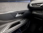 Peugeot 3008 1.2 PureTech Sport (APPLE CARPLAY, GROOT NAVI, 360 CAMERA, DRIVE MODE, GETINT GLAS, SPORTSTOELEN, LEDER, TREKHAAK, CRUISE, NIEUWSTAAT)