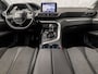 Peugeot 3008 1.2 PureTech Sport (APPLE CARPLAY, GROOT NAVI, 360 CAMERA, DRIVE MODE, GETINT GLAS, SPORTSTOELEN, LEDER, TREKHAAK, CRUISE, NIEUWSTAAT)