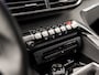 Peugeot 3008 1.2 PureTech Sport (APPLE CARPLAY, GROOT NAVI, 360 CAMERA, DRIVE MODE, GETINT GLAS, SPORTSTOELEN, LEDER, TREKHAAK, CRUISE, NIEUWSTAAT)