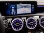 Mercedes-Benz CLA 180 AMG Sport Automaat (GROOT NAVI, LOGISCH NAP, CAMERA, LEDER, SPORTSTOELEN, GETINT GLAS, STOELVERWARMING, ELEK ACHTERKLEP, NIEUWSTAAT)