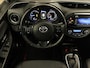 Toyota Yaris 1.5 Hybrid Premium - ORIGINEEL NEDERLANDSE AUTO - AFKOMSTIG VAN EERSTE EIGENAAR! - 100% DEALER ONDERHOUDEN - NAVIGATIE - ACHTERUITRIJCAMERA - PANORAMADAK