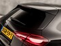Mercedes-Benz A-klasse 180 AMG Line Automaat (FABRIEKSGARANTIE, APPLE CARPLAY, GROOT NAVI, SFEERVERLICHTING, CAMERA, KUIPSTOELEN, STOELVERWARMING, GETINT GLAS, NIEUWSTAAT)