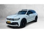 Volkswagen Tiguan Allspace 1.5 TSI Highline Business R-line 7p. (NL-auto, Panorama, Trehaak, Carplay, Camera, Leder, StoelV, ETc)