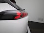 Peugeot 2008 1.2 PureTech Allure | Apple Carplay / Android Auto | Parkeersensoren | Climate Control | Trekhaak |